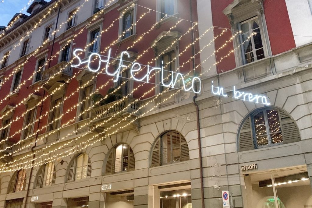 Decoraciones navideñas en Milán