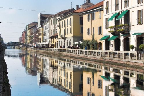 Lee más sobre el artículo ¿Qué hacer en Navigli? Descubriendo los pintorescos canales de Milán