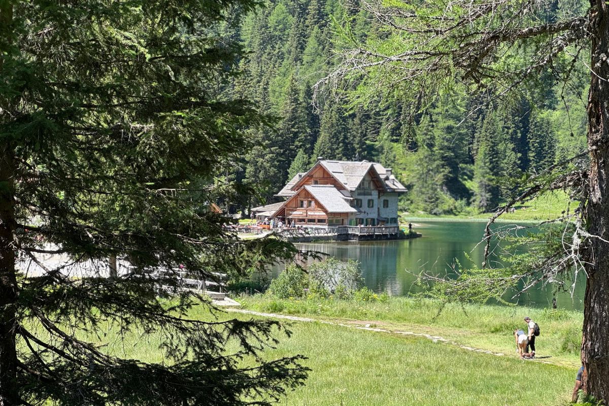 Madonna di Campiglio. Lago Nambino